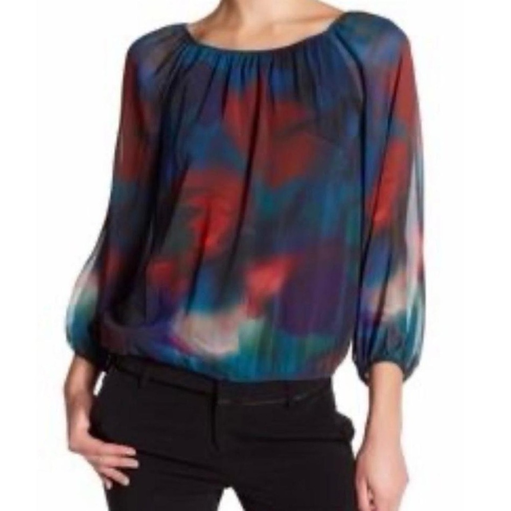 Colorful Off-Shoulder Blouse - Picture 2 of 4